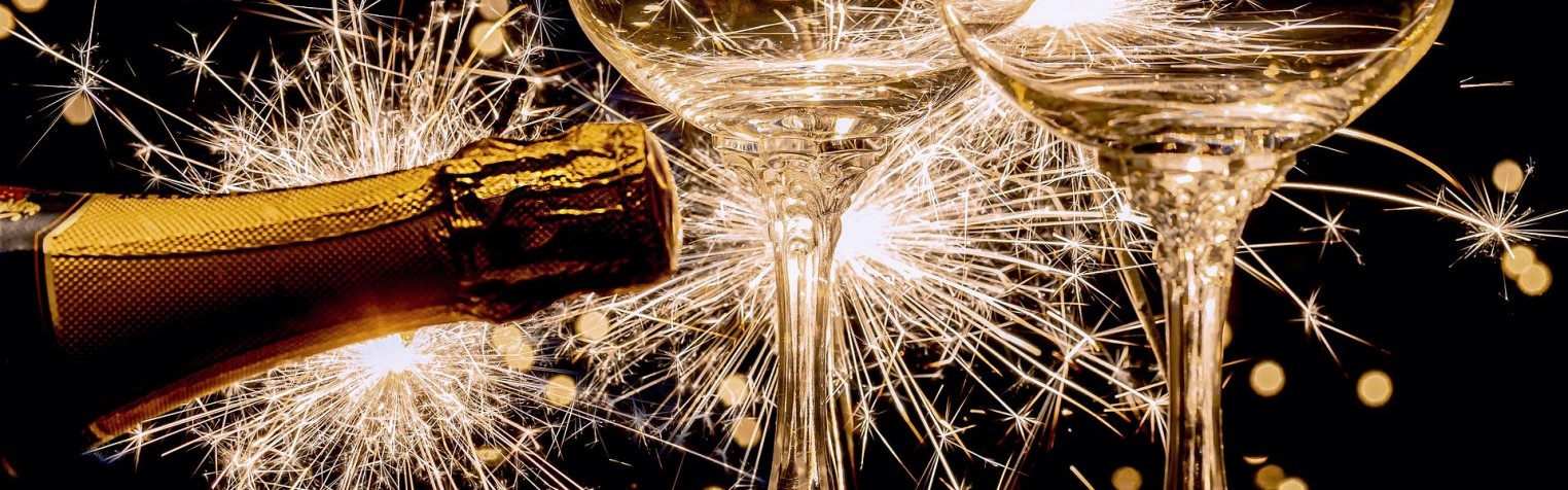 champagne-glasses-4732068_1920