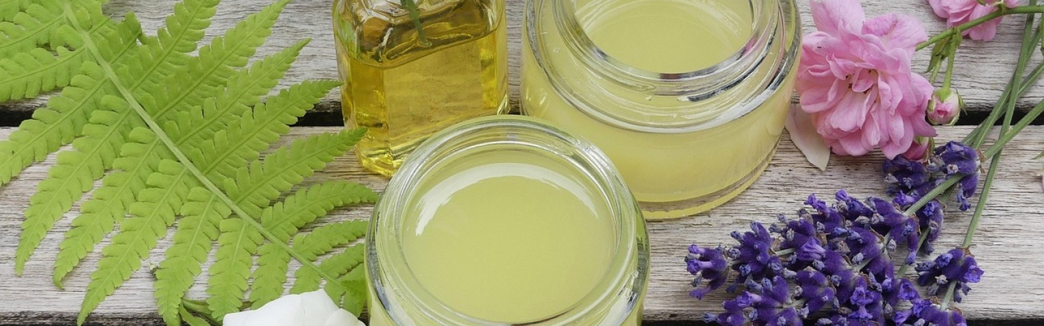 essential-oils-8861618_1280